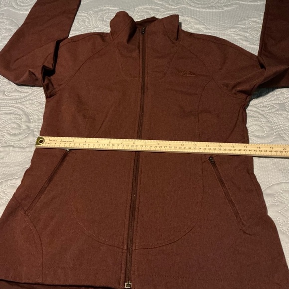 The North Face Red Utility Jacket Lightweight Minimalist Design - Picture 7 of 10